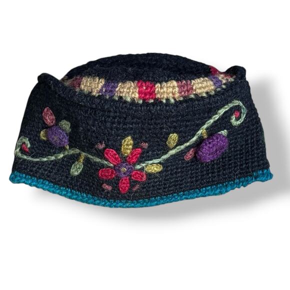 Icelandic Design Newari Handcrafted Wool Floral Hat Boho Folk Art Winter Beanie main image 8